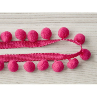 T79 02 pom pom braid fuchsia