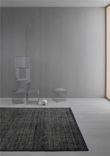 SELENI GREY