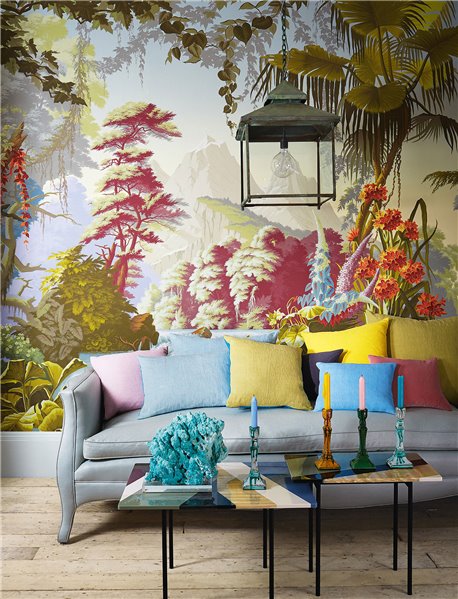 L´Eden Paradiso on scenic paper