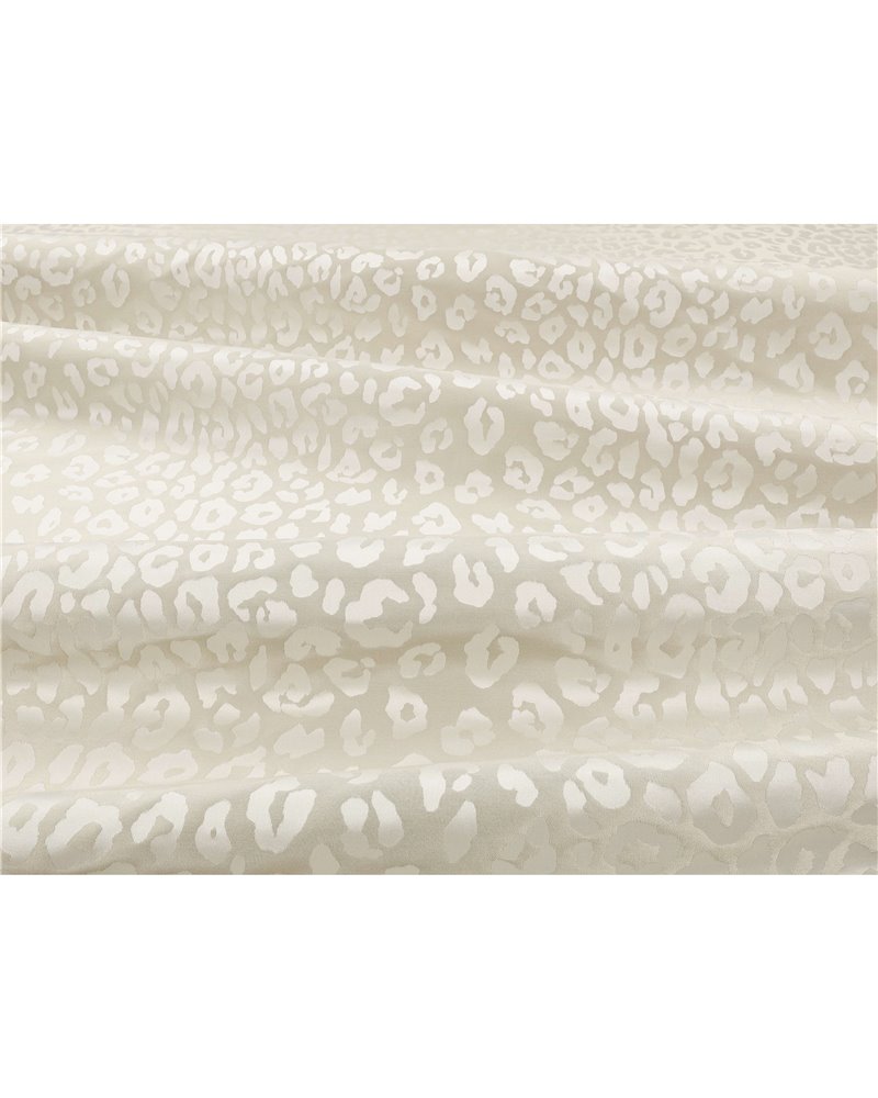 Saskia Pearl 8012-06