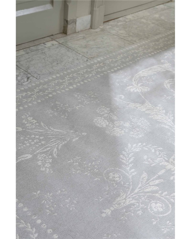 Josette Dove Grey 081401