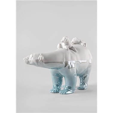 Escultura Mamã ursa e seus...
